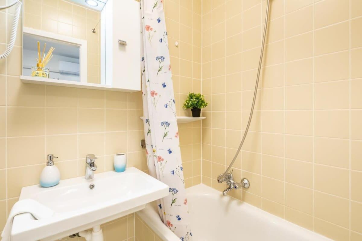 Convenient 2-Room Central Apartment Будапеща Екстериор снимка